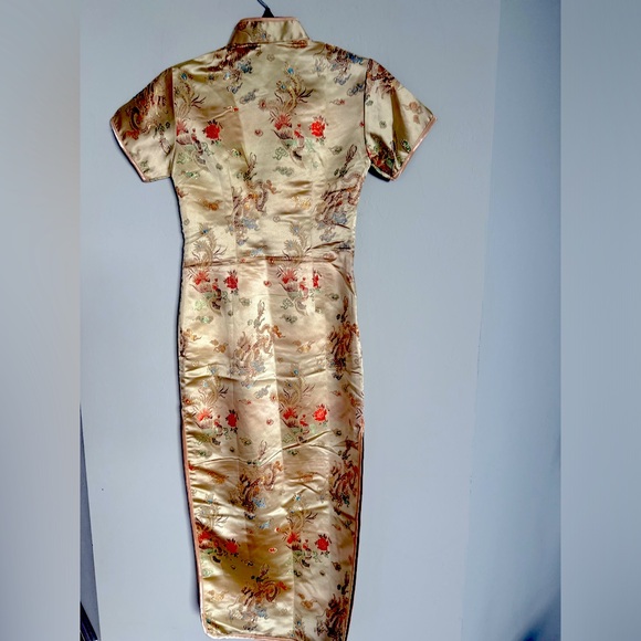 Oriental Gold Satin Dress Sz S  47” top of Shoulder to Bottom Hem - Picture 6 of 11
